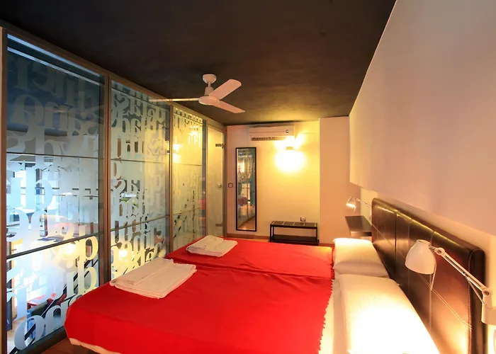 Ciudad Artes Διαμέρισμα *