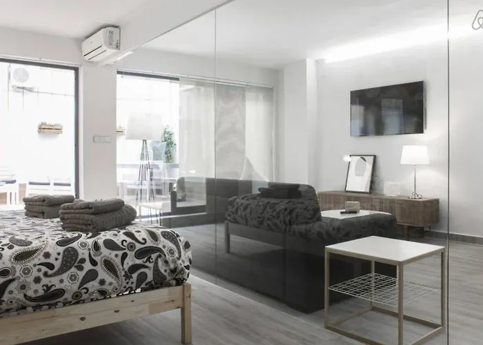 Austria 4 * Валенсия