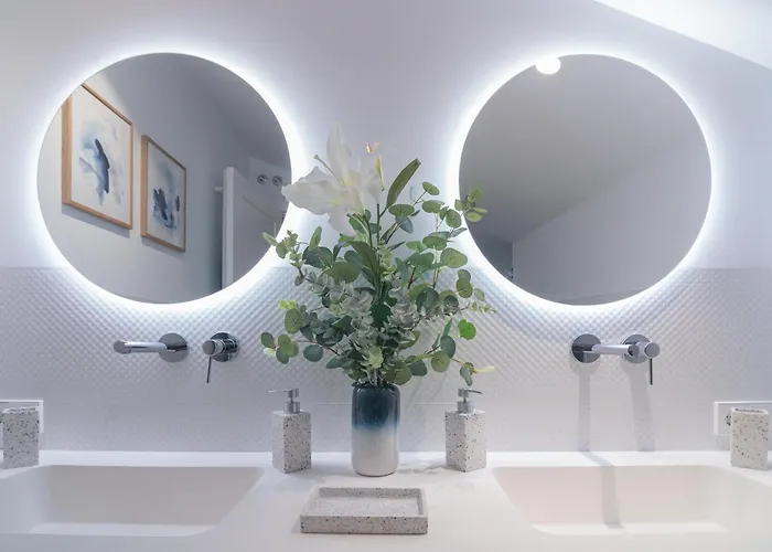 Md Barraques De Lluna *