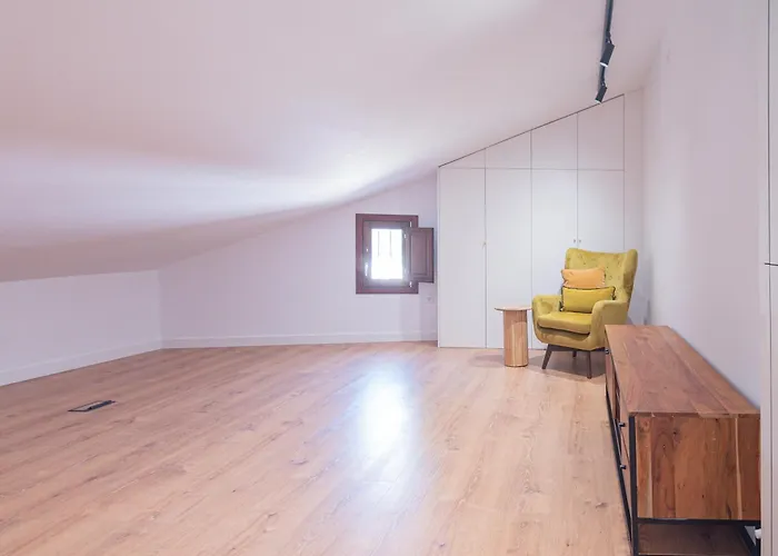 Md Barraques De Lluna * Walencja