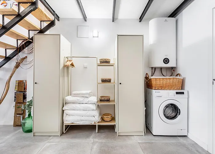 شقة Lovely Duplex On The *