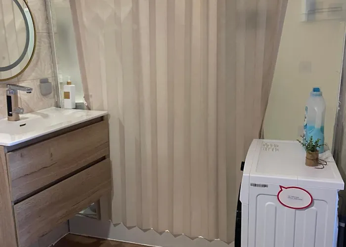 بيت ضيافة Center 5º Sin Ascensor No Lift Sunshine Garden