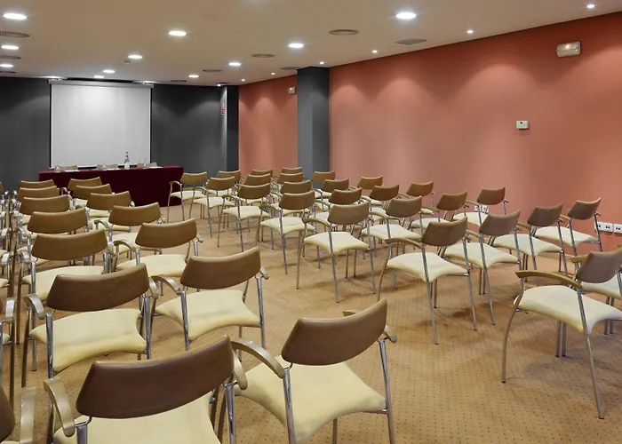 Hotel Express Ciudad De Ciencias By Ihg 3*