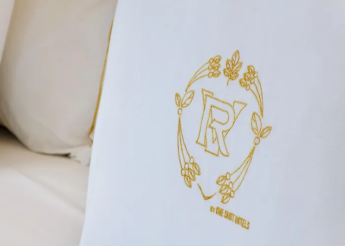 One Shot Reina Victoria 4* バレンシア