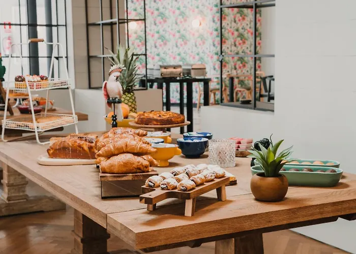 One Shot Reina Victoria Ξενοδοχείο