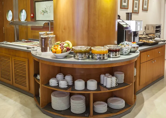 فندق Catalonia Excelsior 4*