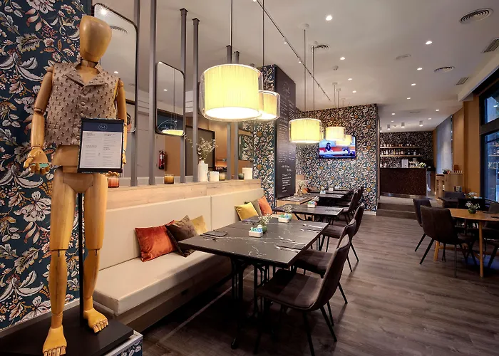 فندق Catalonia Excelsior 4*