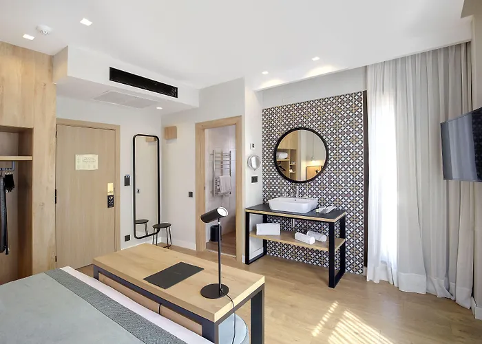 Catalonia Excelsior מלון 4*