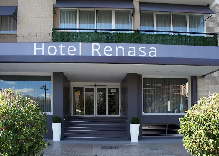 Sweet Renasa Hotell 3*