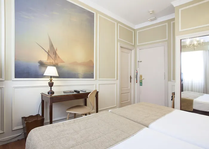 Отель Olympia Consul Del Mar Валенсия