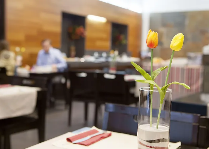 Отель Olympia Consul Del Mar Валенсия