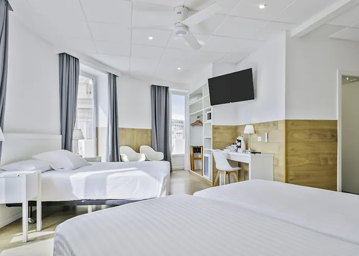 Venecia Plaza Centro Hotel