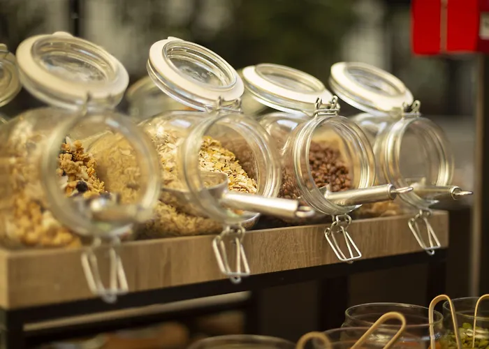 Petit Palace Plaza De La Reina 3* Valência