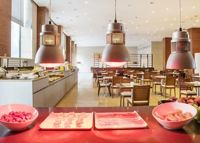 Hotel Ilunion 4 Valencia