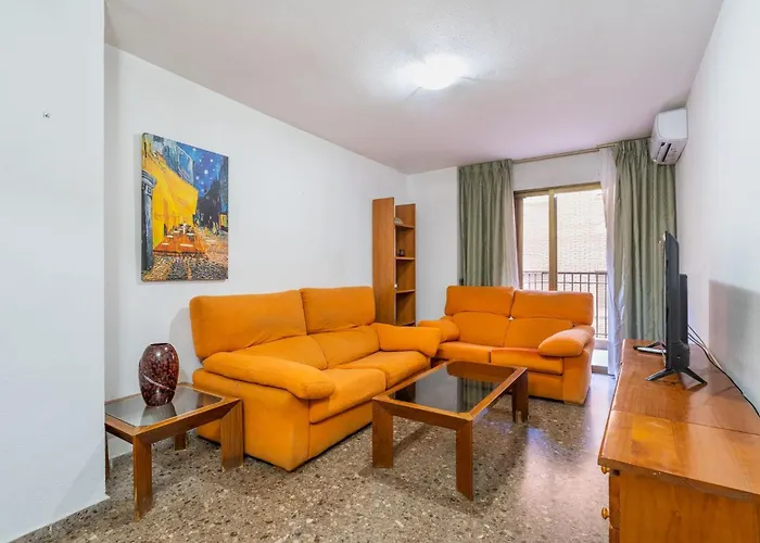 Invalencia - Yecla Flat 4 Bdrm & 2 Wc With Terrace 발렌시아