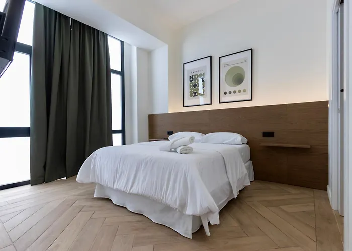 Boutique - One Tower Apartment