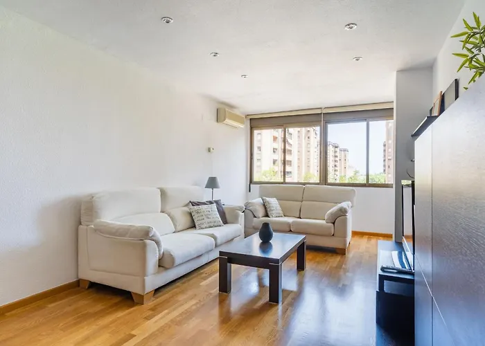 Invalencia Primado 3 Bdrm & 2 Wc 아파트 *