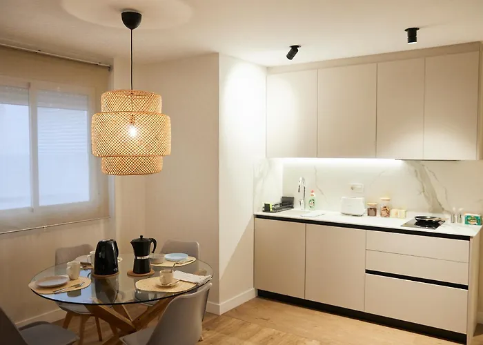 Apartamento Artes 6 *