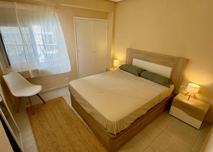 1st Line Direct Access Private Parking 발렌시아