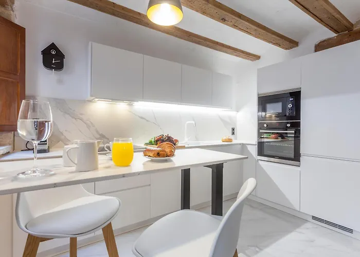 Flat Center Town Hall *