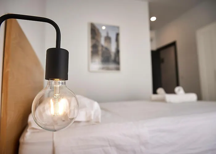 Artes 3- Private Sunny Terrace & 2 Baths Apartament *