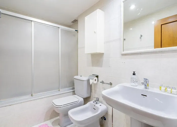 Invalencia - Yecla Flat 4 Bdrm & 2 Wc With Terrace *