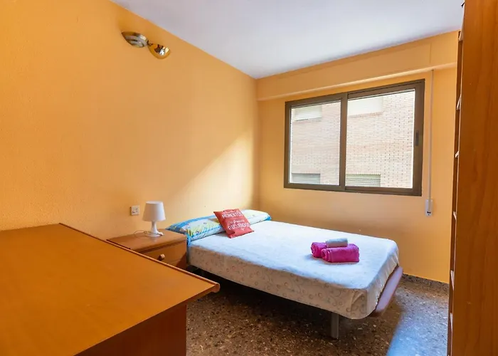 Invalencia - Yecla Flat 4 Bdrm & 2 Wc With Terrace 발렌시아