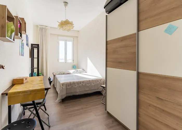 Begis Flat Cabanal Y Puerto De Βαλένθια