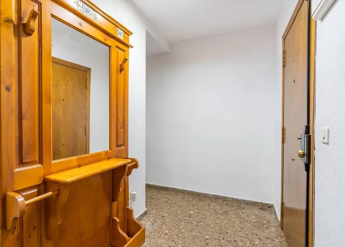 아파트 Invalencia - Yecla Flat 4 Bdrm & 2 Wc With Terrace *