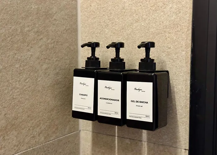 Boutique - Plaza Tower * Βαλένθια