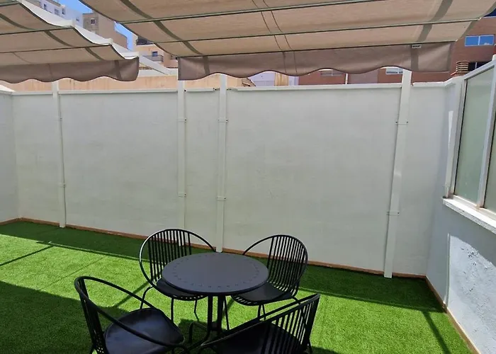 Artes 3- Private Sunny Terrace & 2 Baths