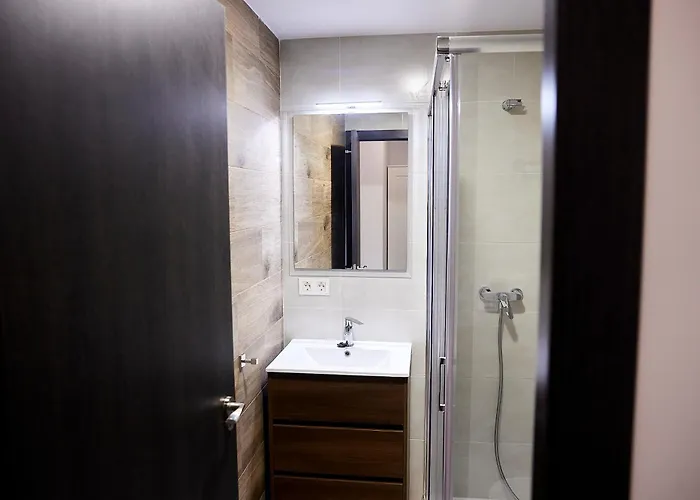 Apartament Artes 3- Private Sunny Terrace & 2 Baths *