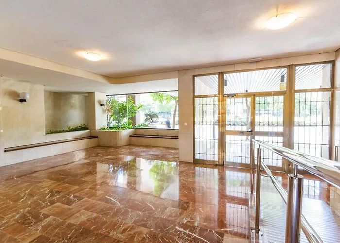 아파트 Invalencia Primado 3 Bdrm & 2 Wc 발렌시아