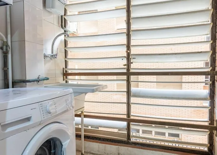 Invalencia - Yecla Flat 4 Bdrm & 2 Wc With Terrace