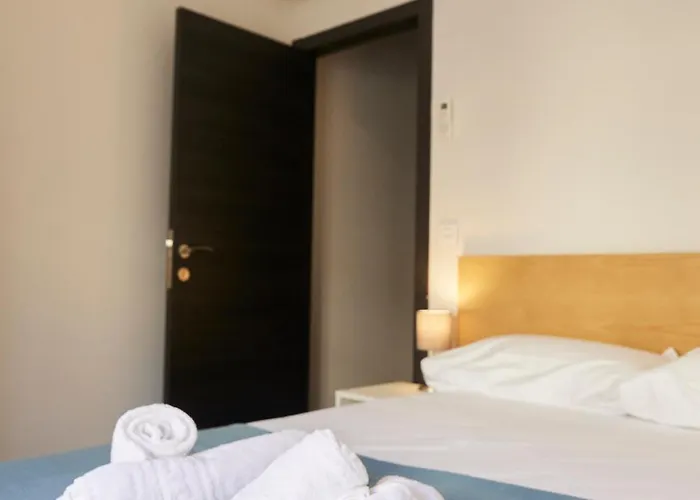 Apartamento Artes 6 *