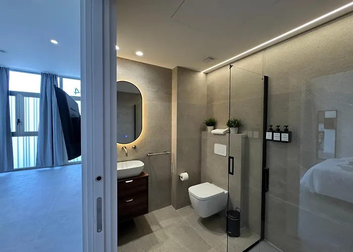 Boutique - Plaza Tower