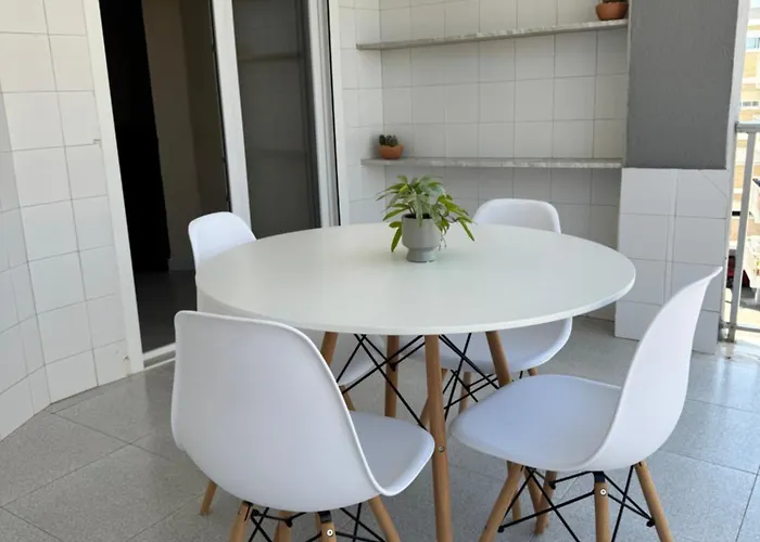 1st Line Direct Access Private Parking 발렌시아