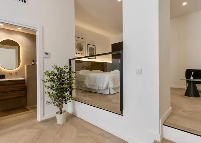 Boutique - One Tower