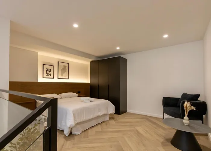 Boutique - One Tower *