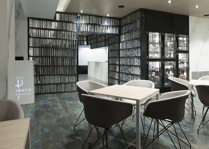 Hotel Neptuno Playa & 4*