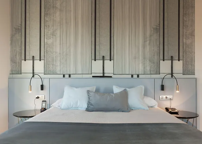 Neptuno Playa & Hotel 4*