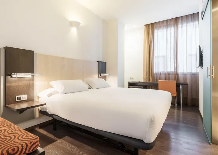 Hotel Ilunion Aqua 4 4*