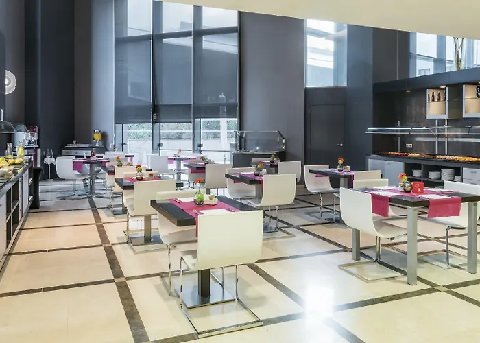 Hotel Ilunion Aqua 4 4*