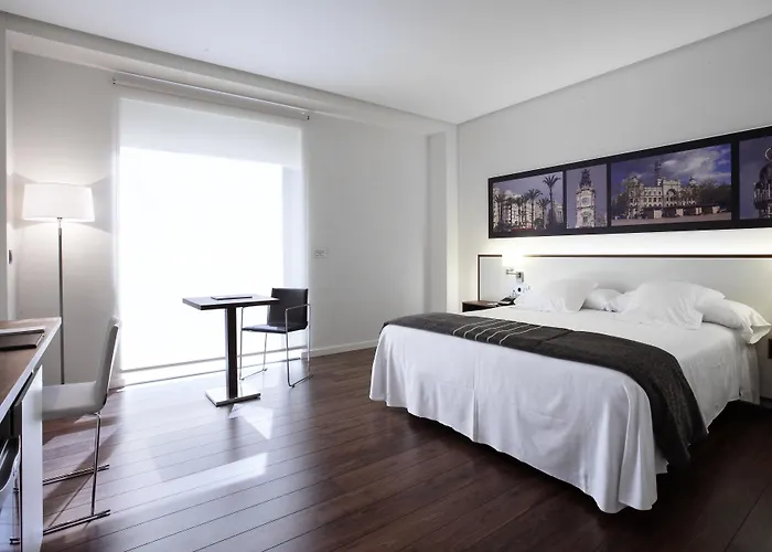 瓦伦西亚普里默斯酒店