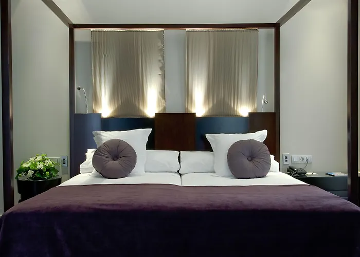 호텔 Vincci Palace