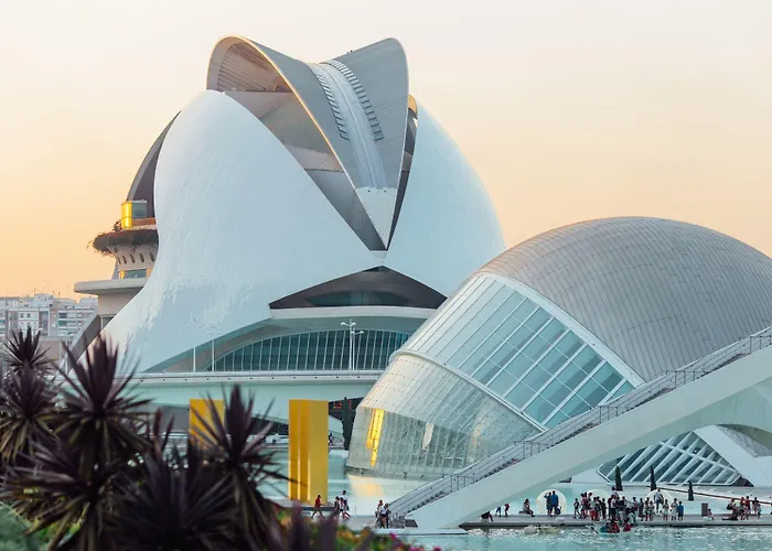 法兰西亚夫拉特斯达德拉斯森西亚酒店 公寓