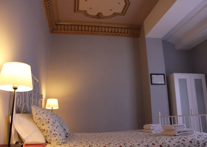 Hi Canovas Szálloda *