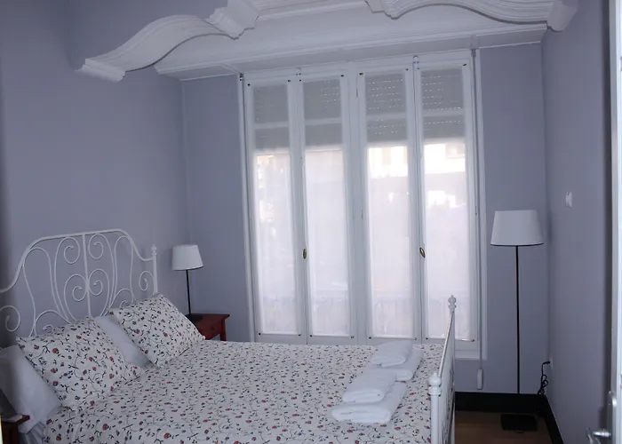 Hi Canovas Szálloda