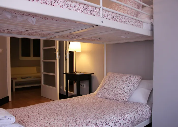 Hi Canovas Szálloda