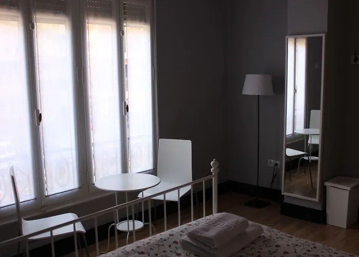 Szálloda Hi Canovas Valencia